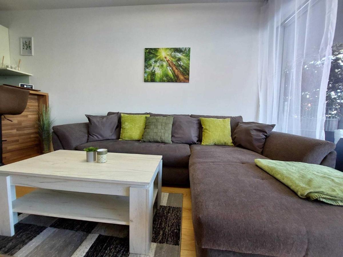 Dream Getaway With Jacuzzi And Pool Appartement Wenen